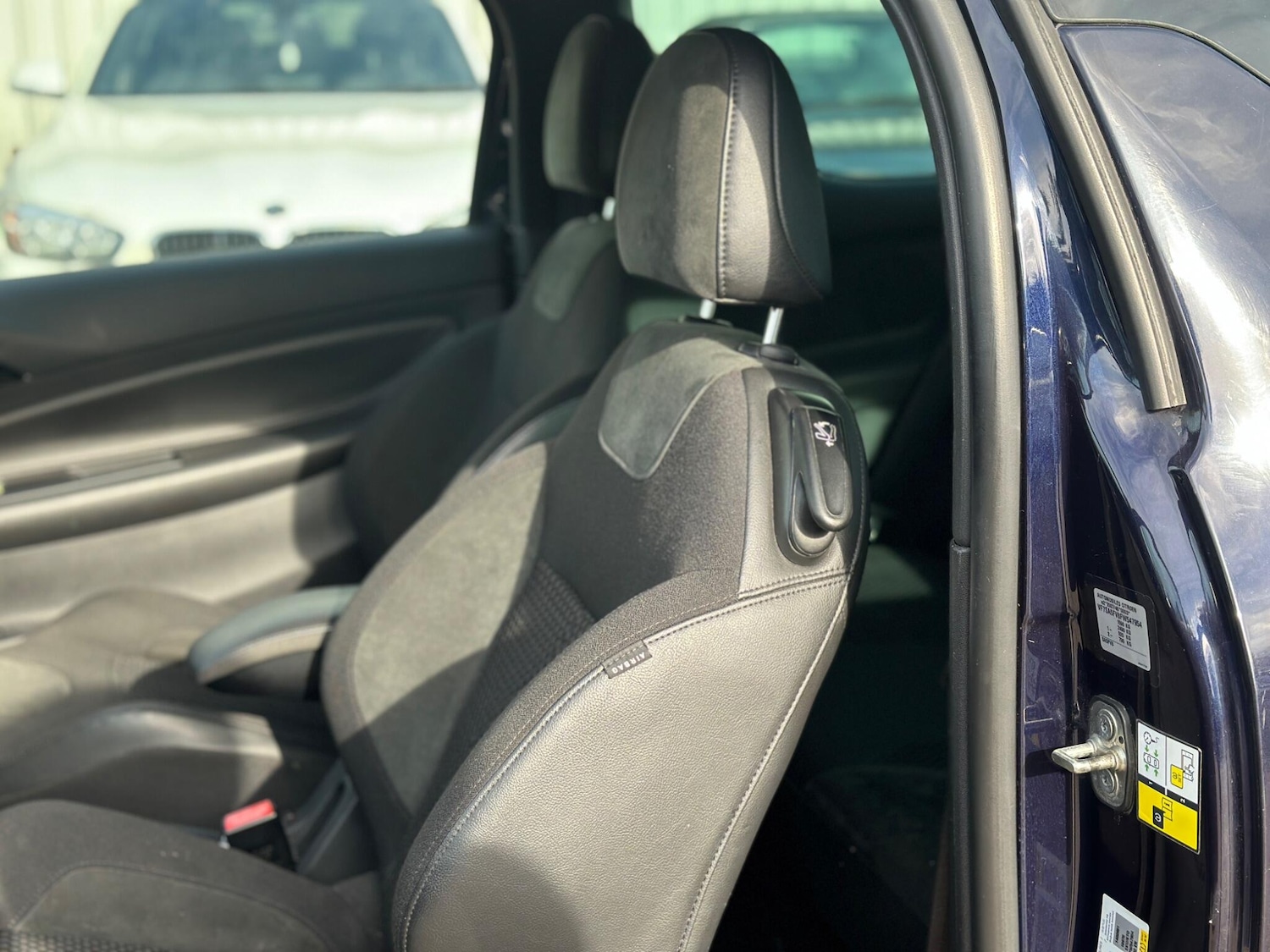 Used Citroen DS3 2015 for sale - 76992368: Photo 33