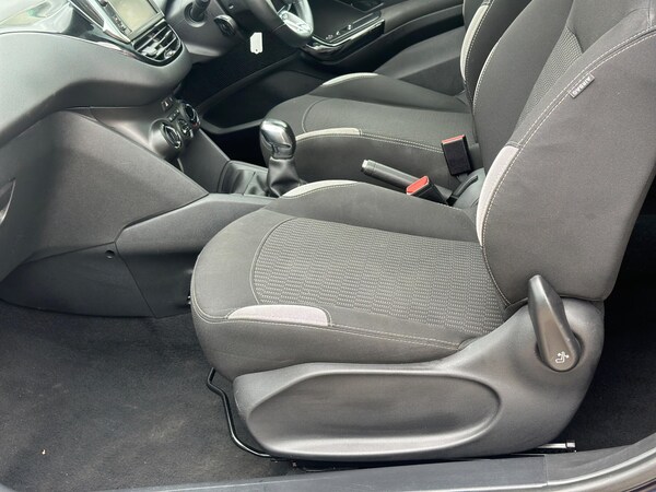 Used Peugeot 208 2014 for sale - 76239403: Photo 31