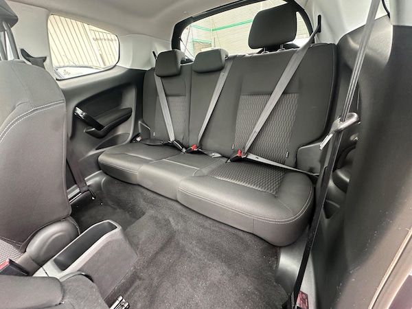 Used Peugeot 208 2014 for sale - 76239403: Photo 32