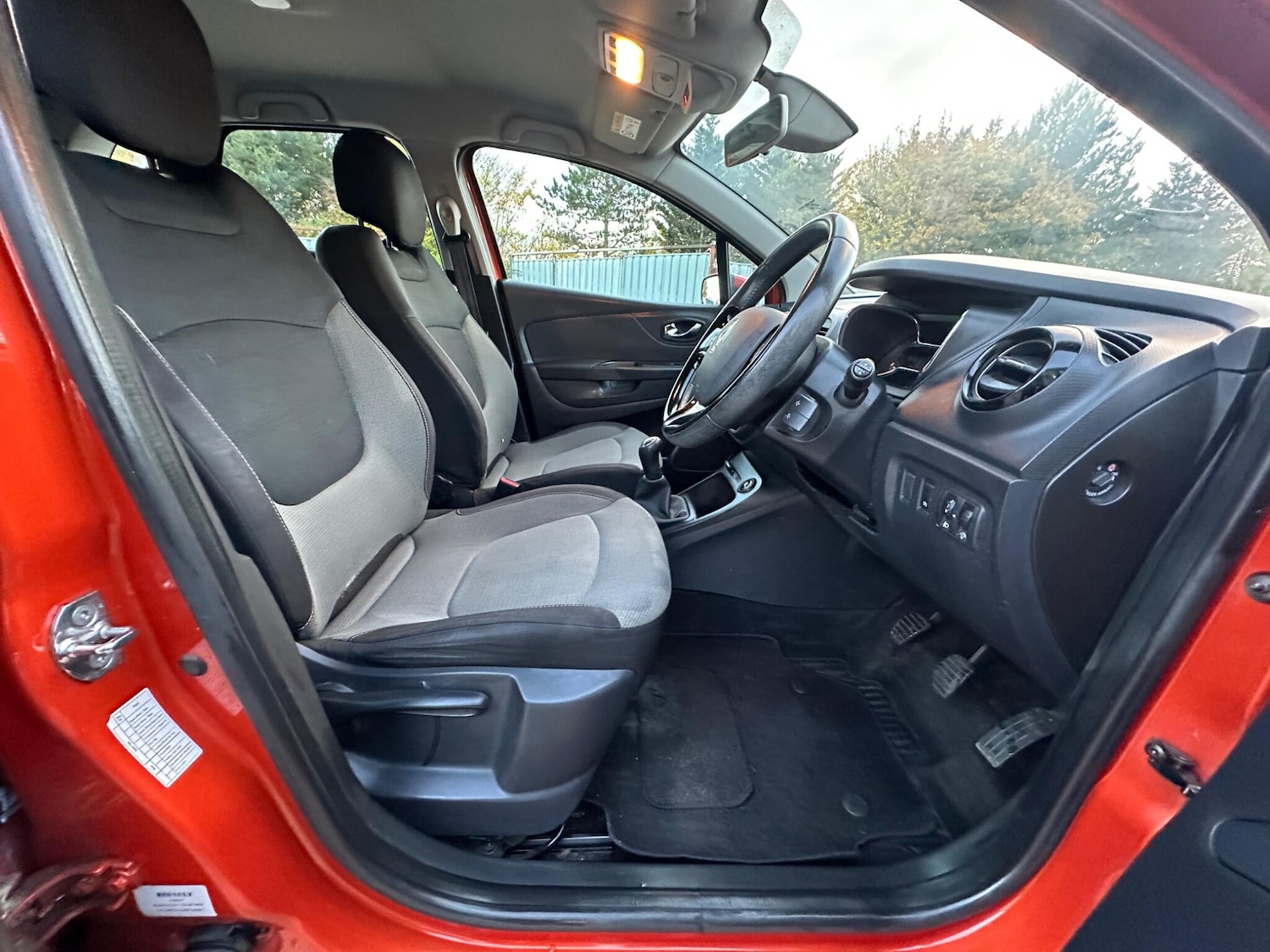 Used Renault Captur 2013 for sale - 76349284: Photo 20