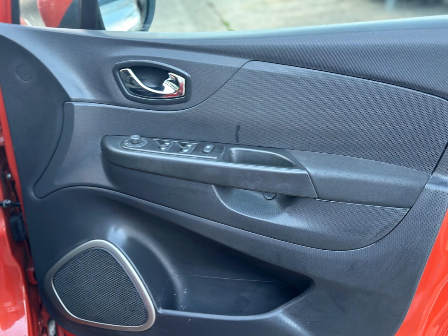 Used Renault Captur 2013 for sale - 76349284: Photo 21
