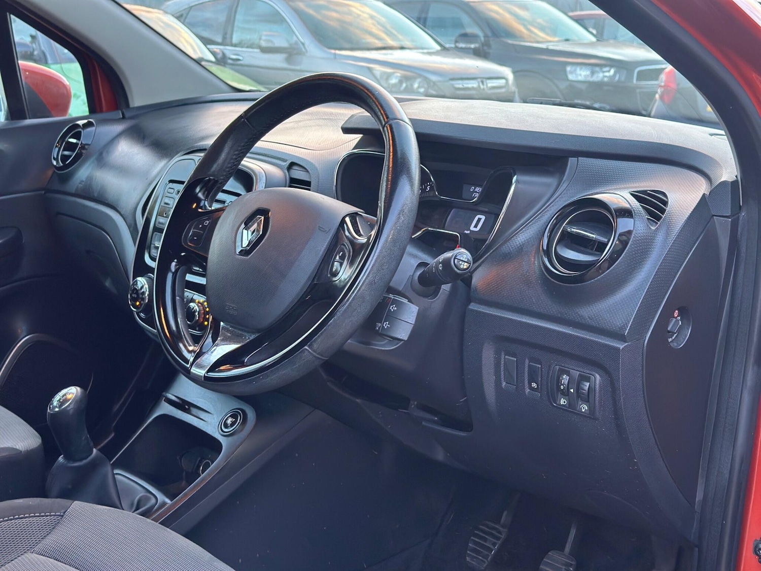 Used Renault Captur 2013 for sale - 76349284: Photo 25