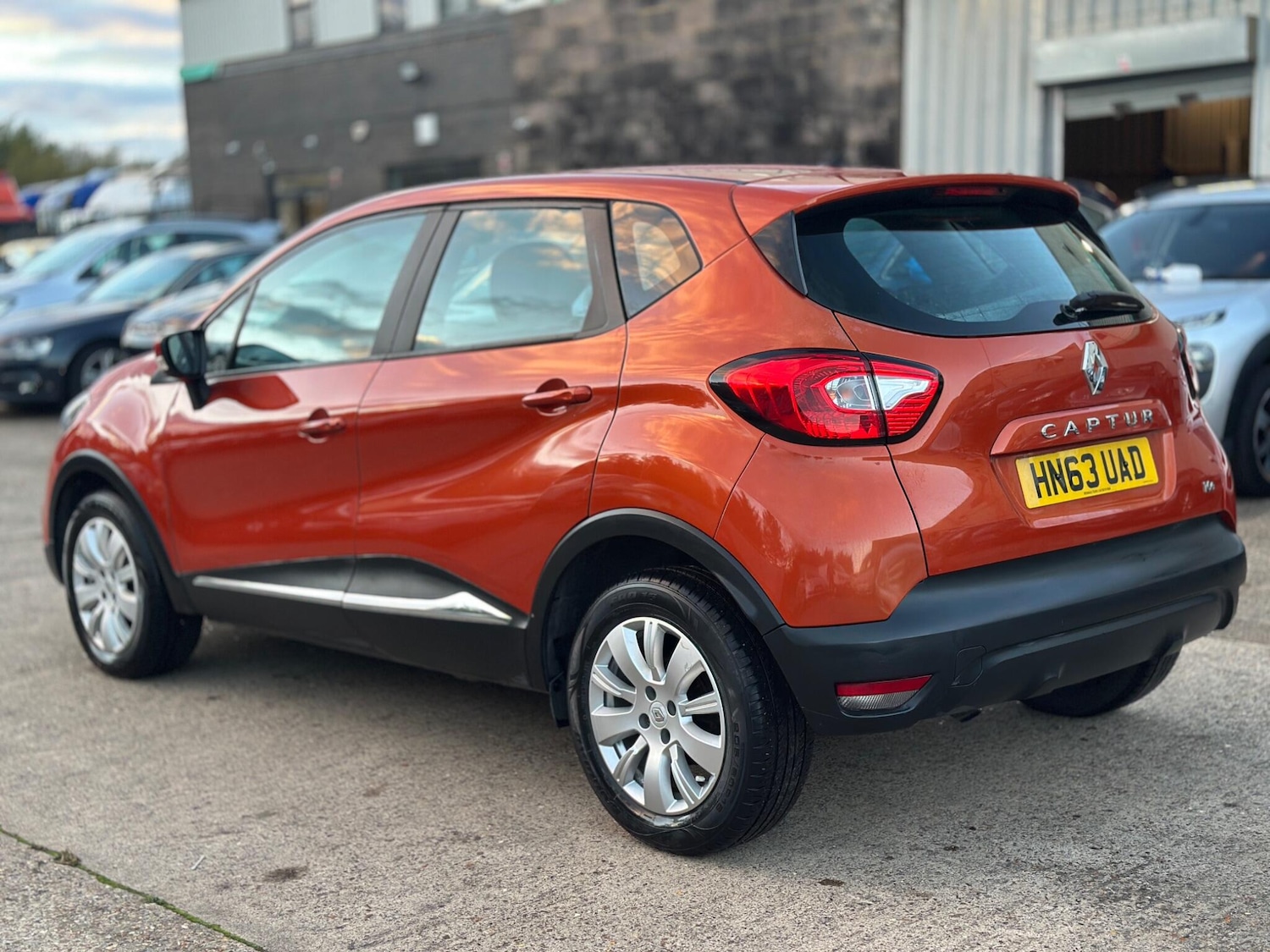 Used Renault Captur 2013 for sale - 76349284: Photo 3