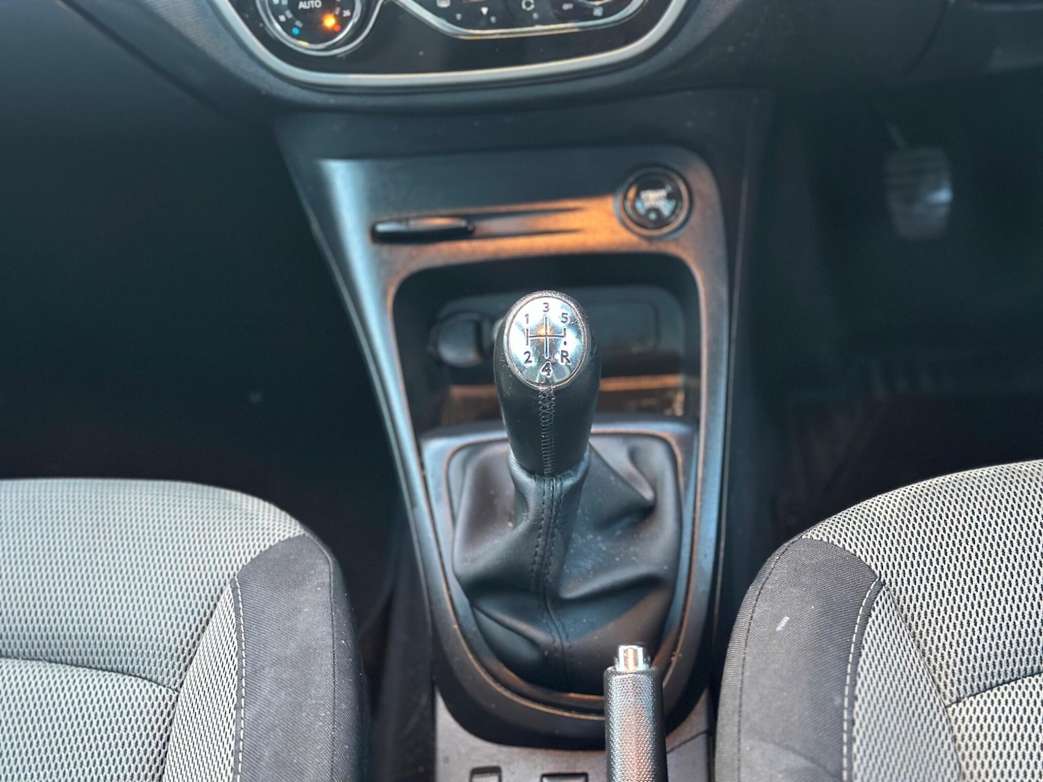 Used Renault Captur 2013 for sale - 76349284: Photo 33