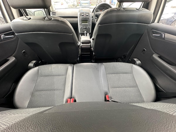 Used Mercedes-Benz A-Class 2011 for sale - 75589597: Photo 11