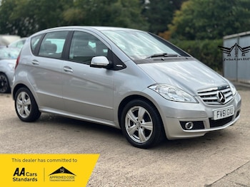 Used Mercedes-Benz A-Class 2011 for sale - 75589597: Photo
