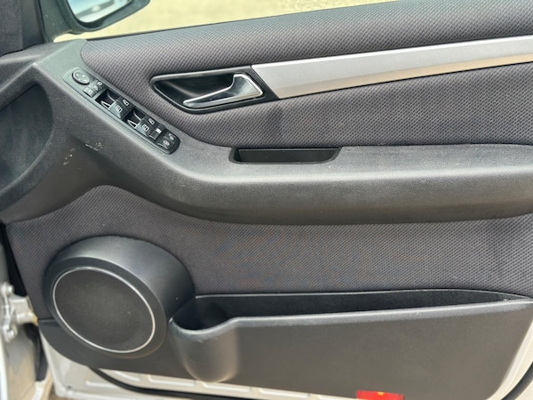 Used Mercedes-Benz A-Class 2011 for sale - 75589597: Photo 27