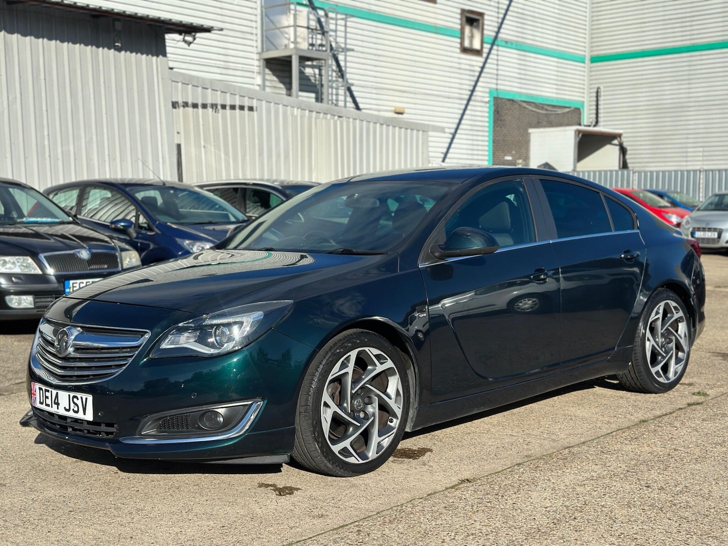 Used Vauxhall Insignia 2014 for sale - 76996003: Photo 2