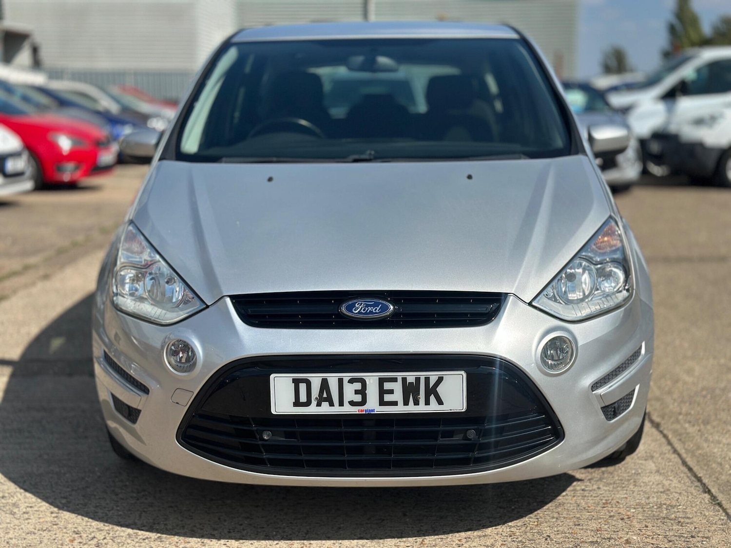 Used Ford S-Max 2013 for sale - 76672510: Photo 16