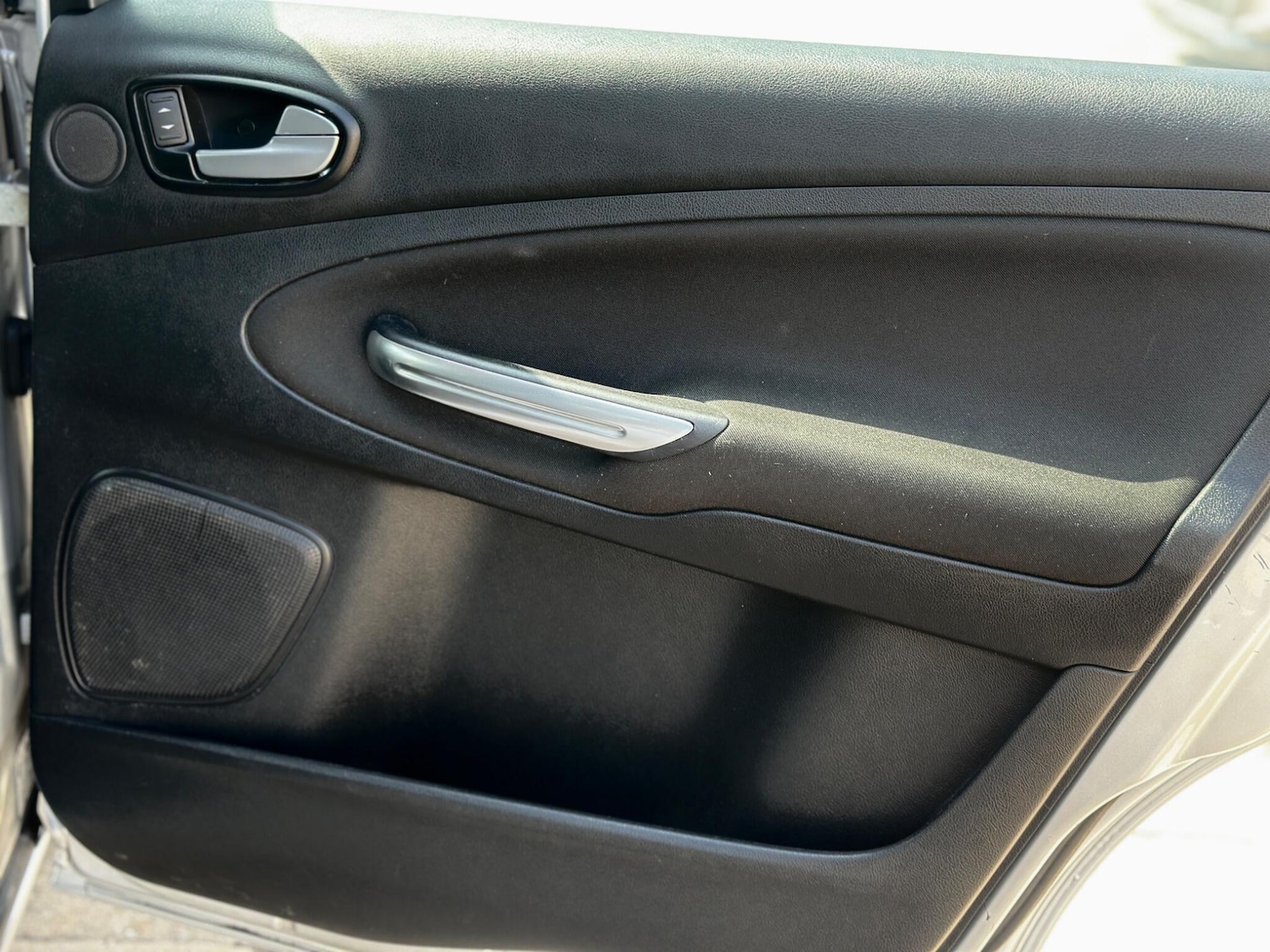 Used Ford S-Max 2013 for sale - 76672510: Photo 36