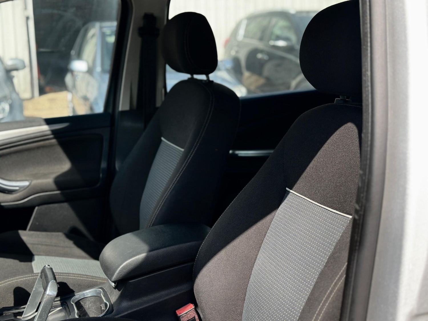 Used Ford S-Max 2013 for sale - 76672510: Photo 49