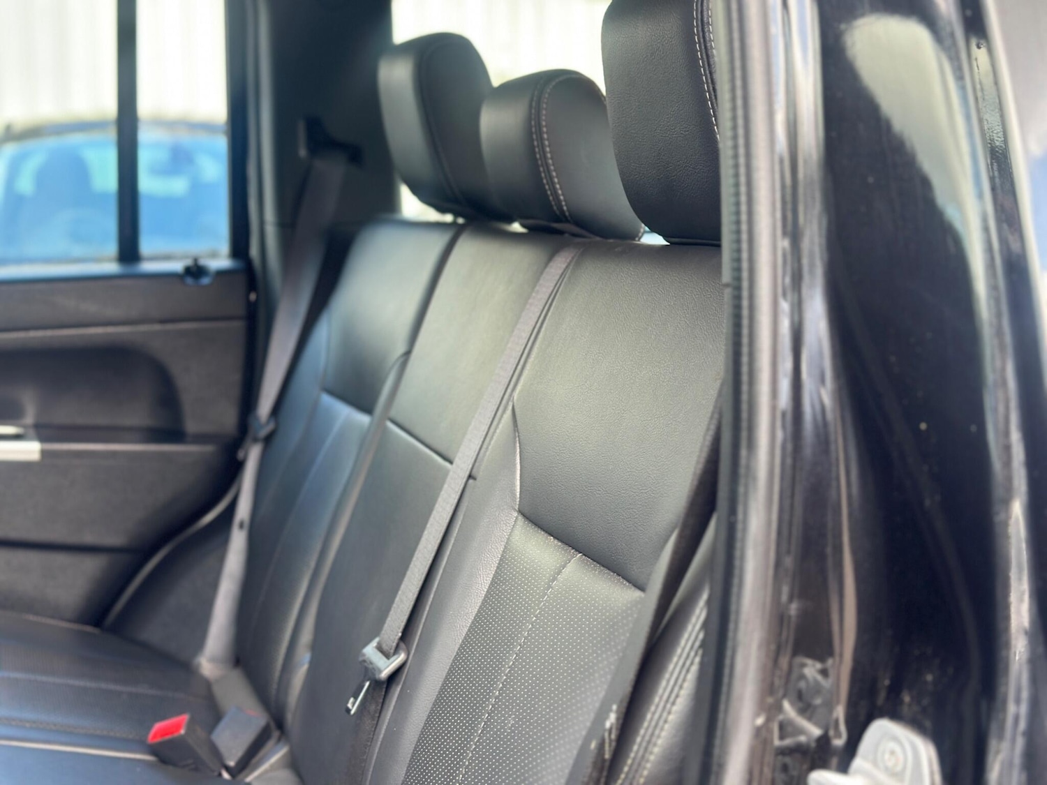 Used Jeep Cherokee 2010 for sale - 76610140: Photo 39