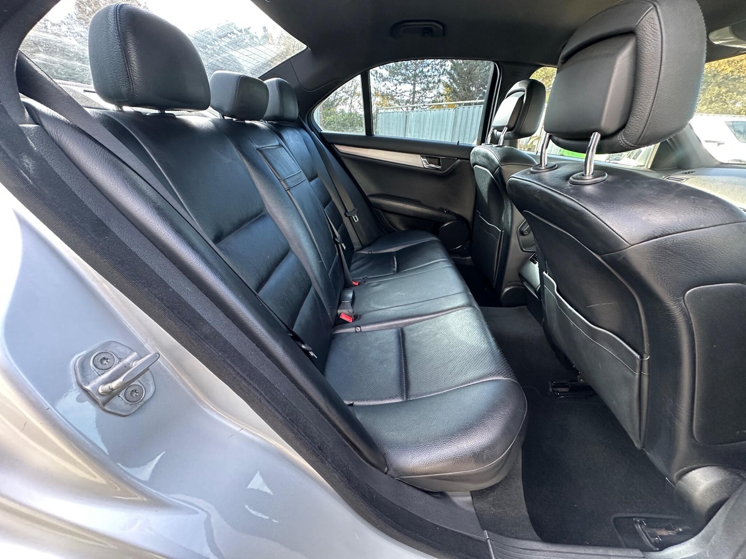 Used Mercedes-Benz C Class 2010 for sale - 76348728: Photo 11