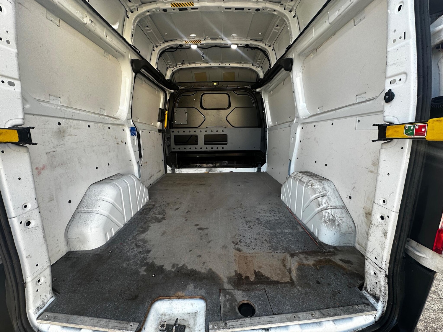 Used Ford Transit Custom 2018 for sale - 77940712: Photo 30