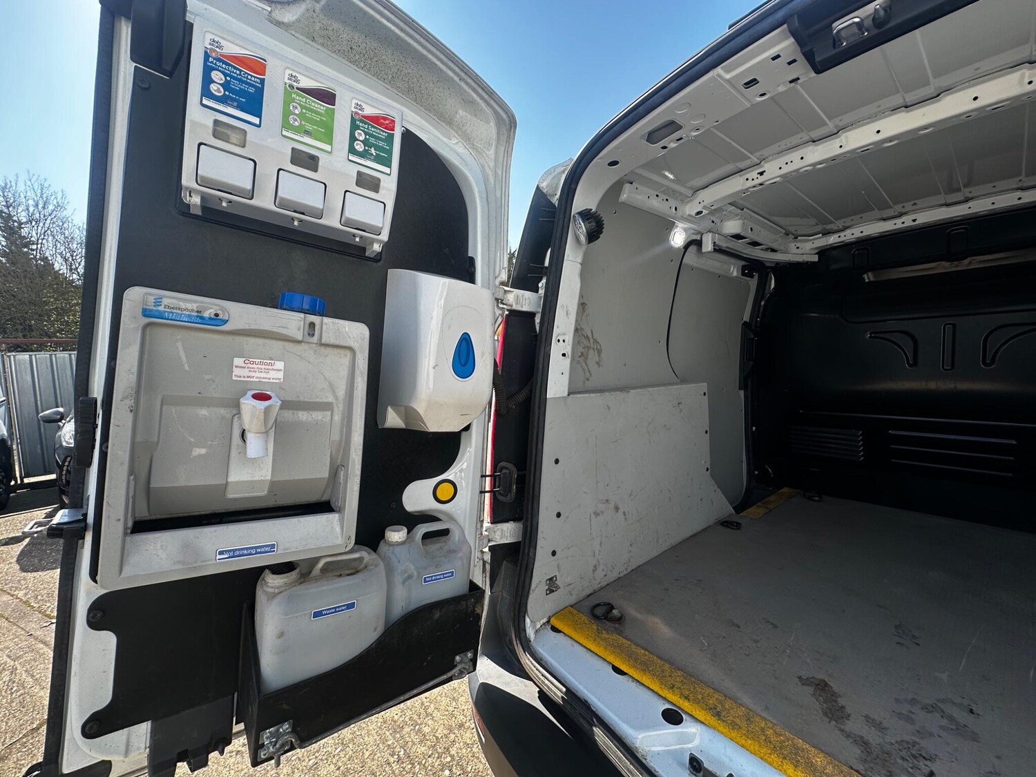 Used Ford Transit Connect 2019 for sale - 77982323: Photo 8