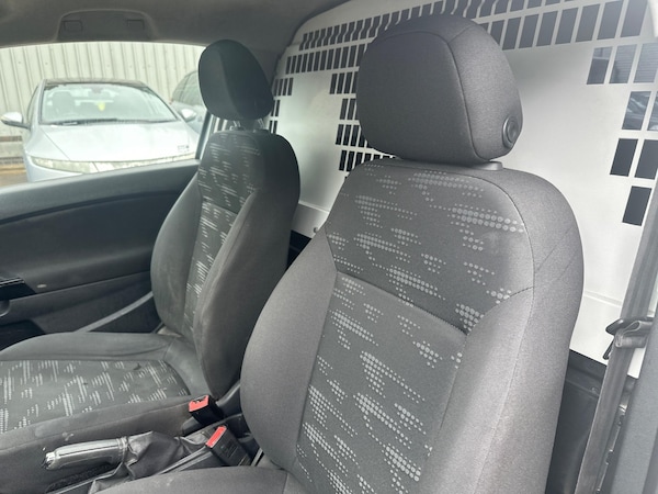 Used Vauxhall Corsa Van 2015 for sale - 74047922: Photo 22