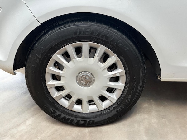 Used Vauxhall Corsa Van 2015 for sale - 74047922: Photo 35