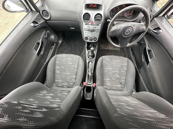 Used Vauxhall Corsa Van 2015 for sale - 74047922: Photo 7