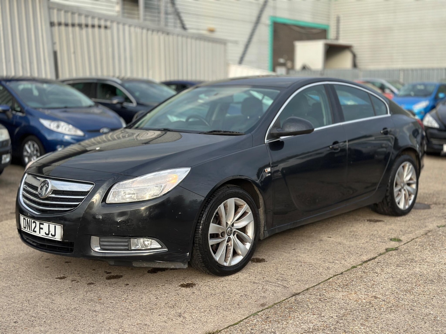 Used Vauxhall Insignia 2012 for sale - 76138499: Photo 2