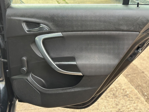 Used Vauxhall Insignia 2012 for sale - 76138499: Photo 36