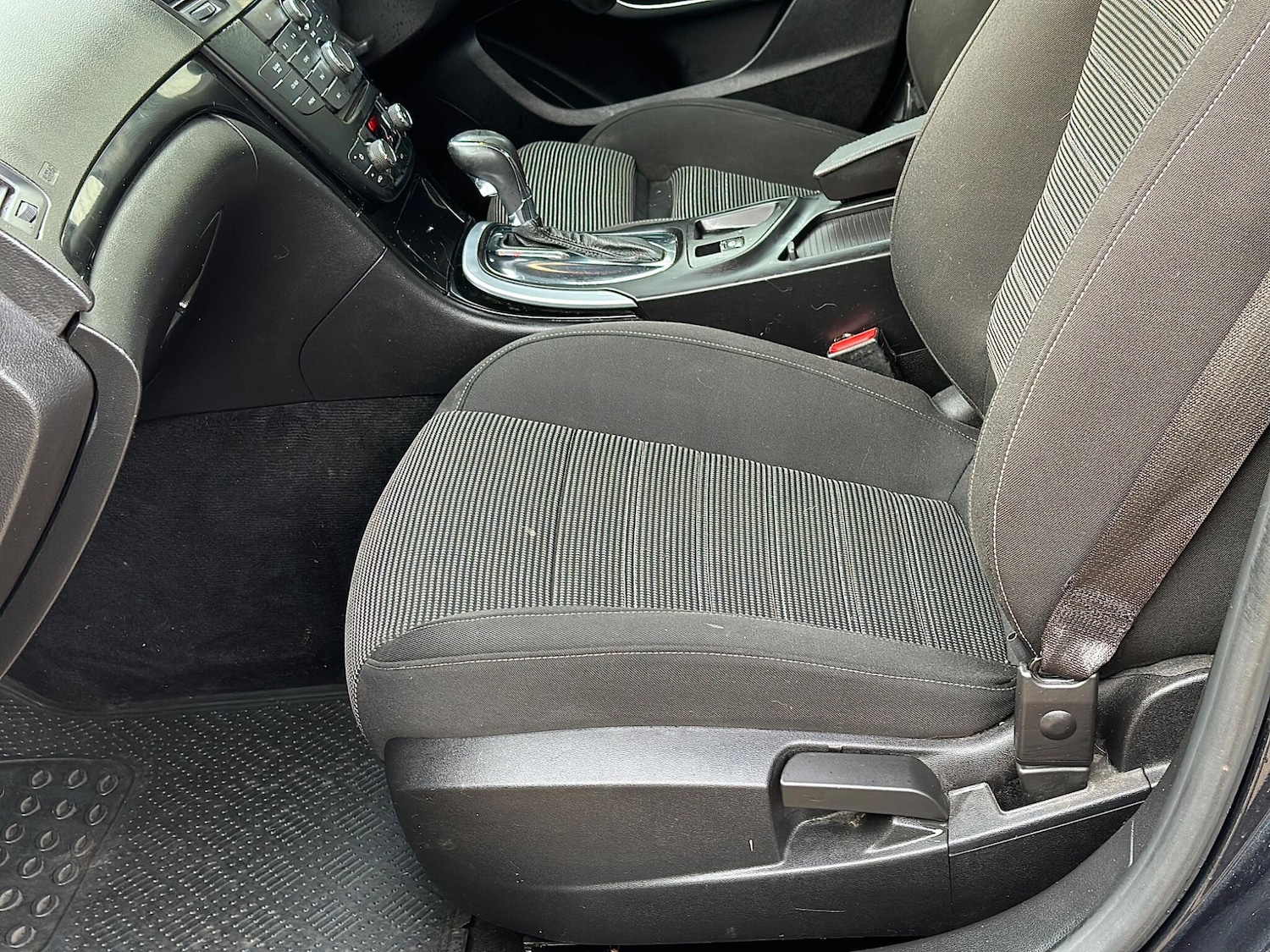 Used Vauxhall Insignia 2012 for sale - 76138499: Photo 47