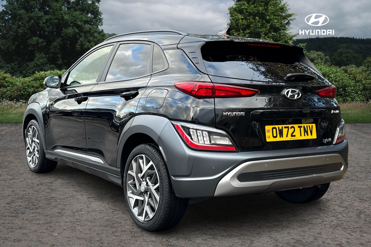 Used Hyundai KONA 2023 for sale - 76676831: Photo 2
