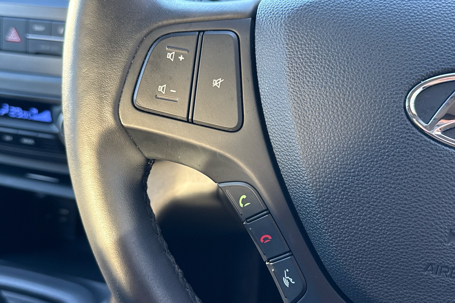 Used Hyundai i10 2019 for sale - 77457632: Photo 25