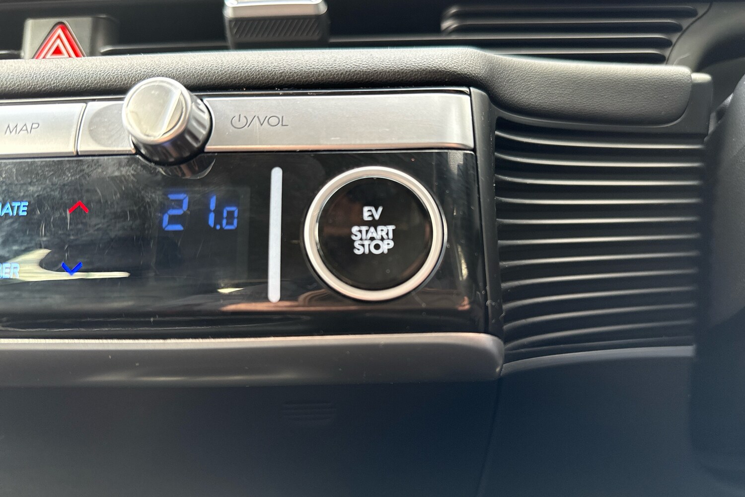 Used Hyundai IONIQ 5 2023 for sale - 77268975: Photo 15