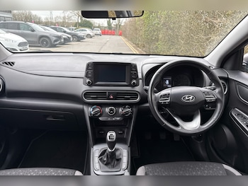 Used Hyundai KONA 2018 for sale - 77809846: Photo