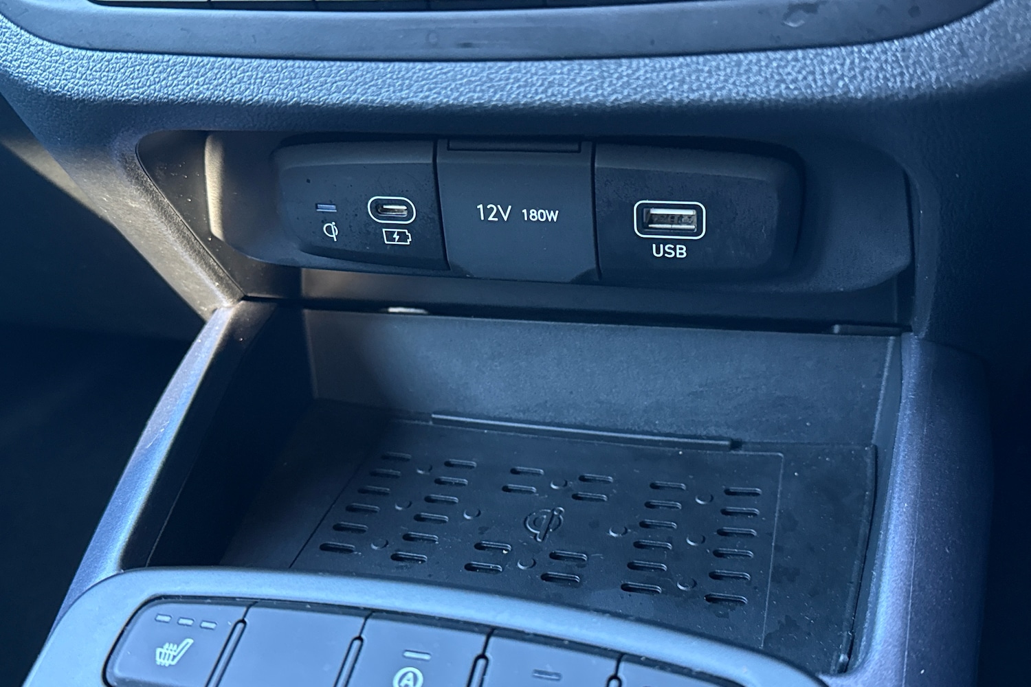 Used Hyundai i10 2024 for sale - 76677121: Photo 22