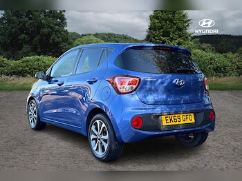Used Hyundai i10 2019 for sale - 76338983: Photo