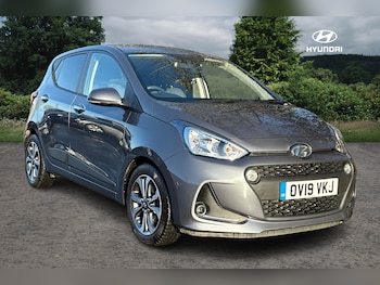 Used Hyundai i10 2019 for sale - 77256200: Photo