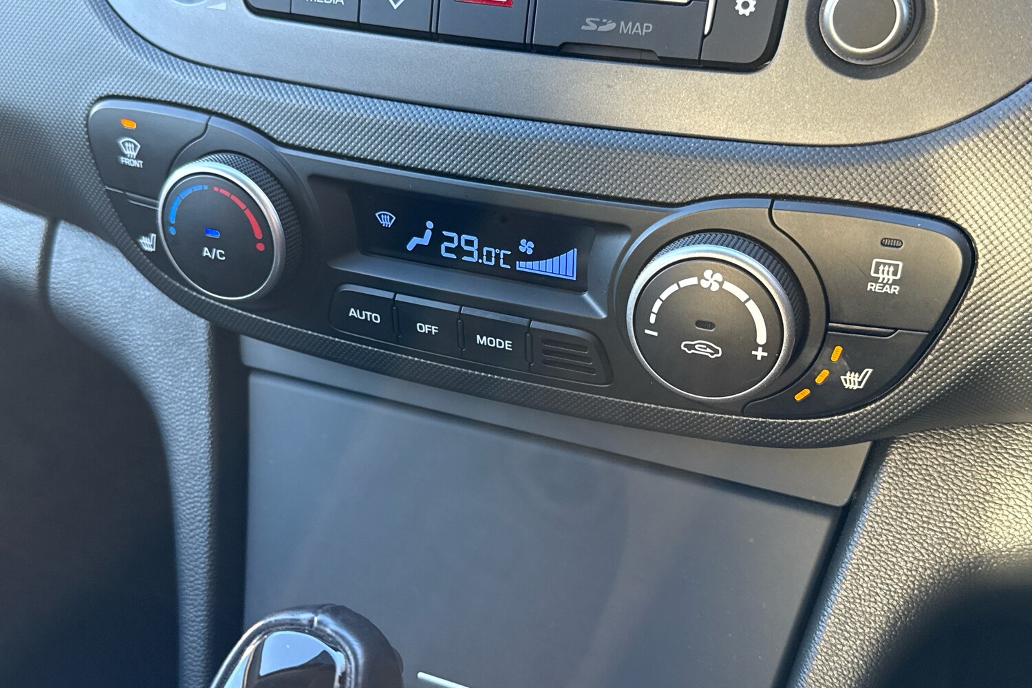 Used Hyundai i10 2019 for sale - 77256200: Photo 21