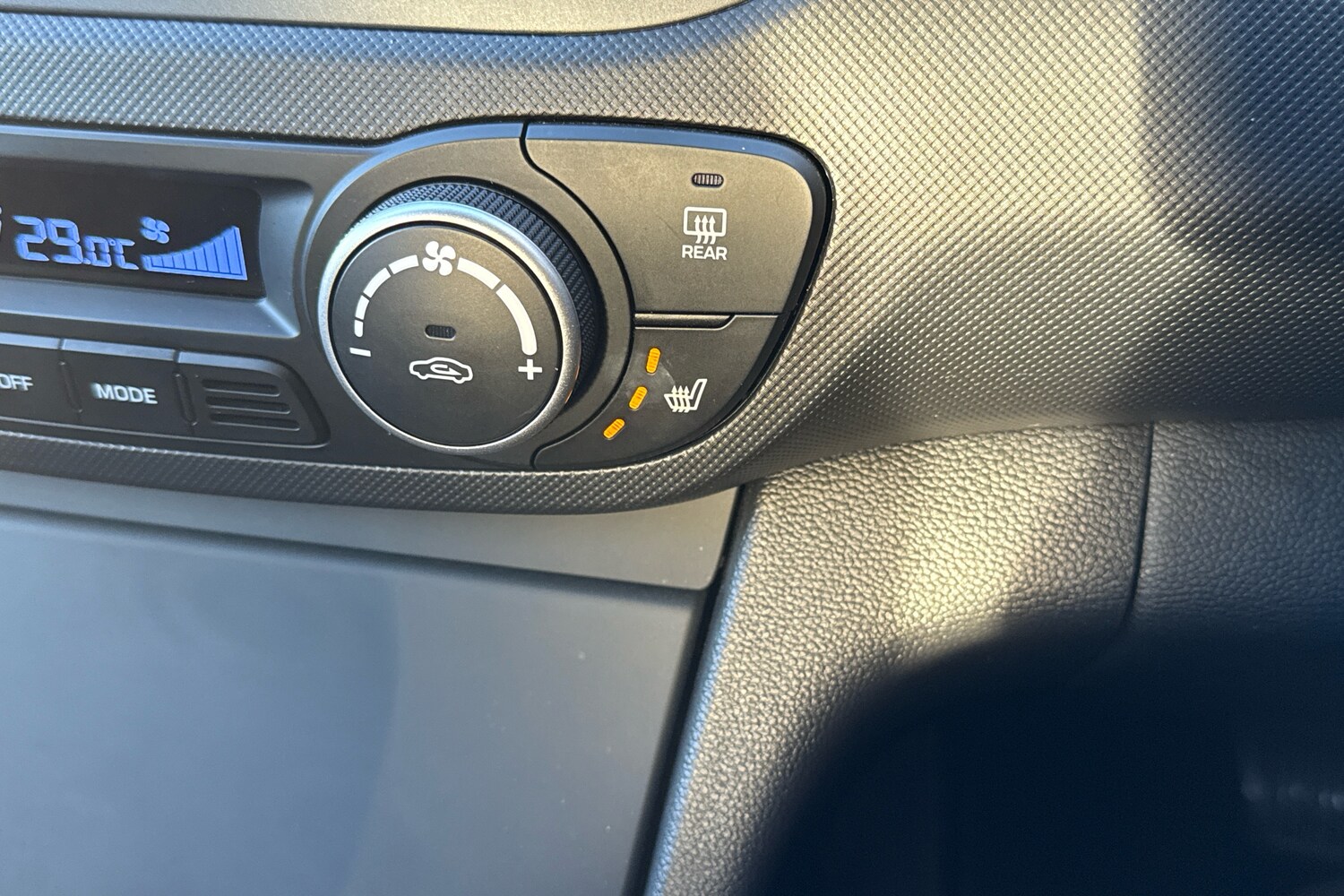 Used Hyundai i10 2019 for sale - 77256200: Photo 22