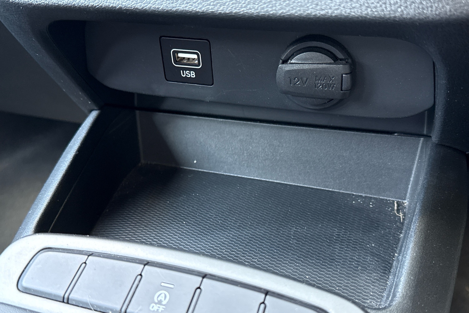 Used Hyundai i10 2023 for sale - 76744958: Photo 18