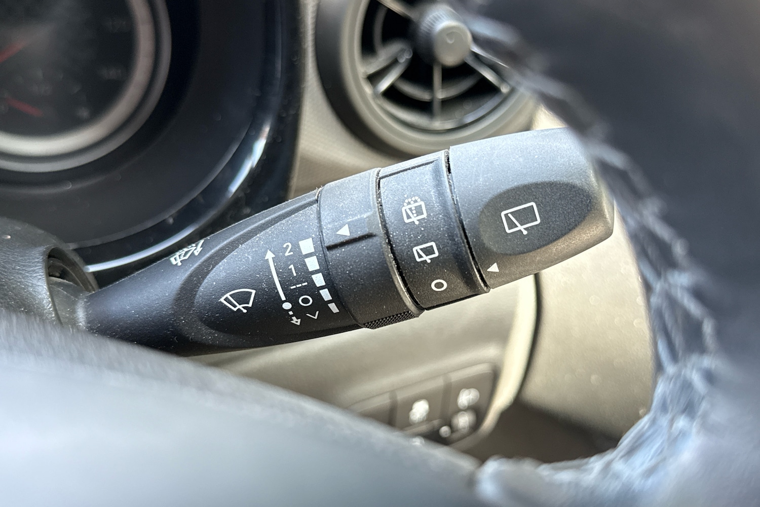 Used Hyundai i10 2023 for sale - 76744958: Photo 22