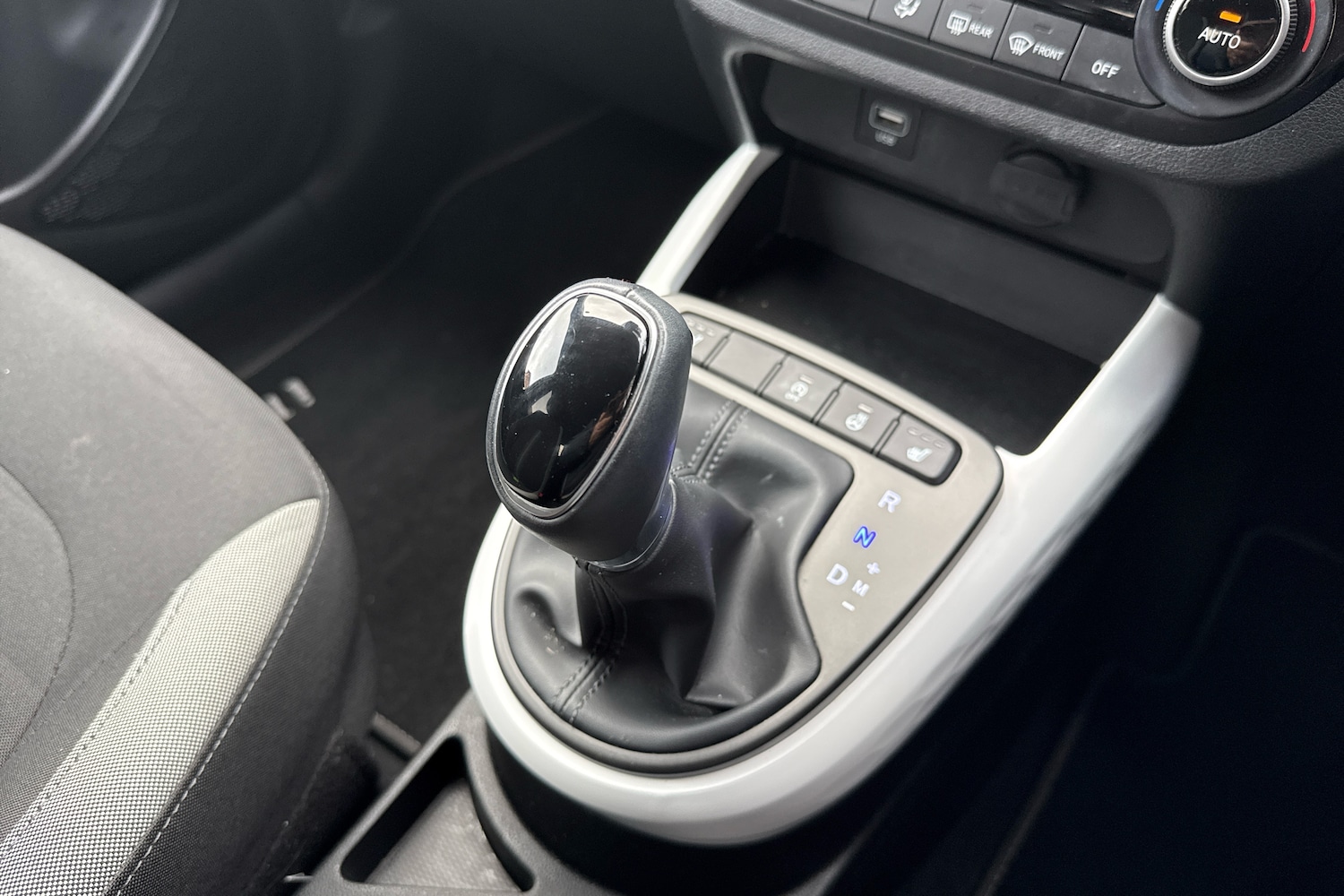 Used Hyundai i10 2023 for sale - 77329353: Photo 14