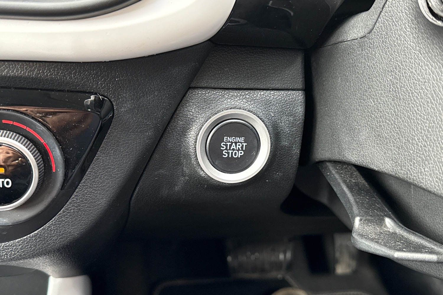 Used Hyundai i10 2023 for sale - 77329353: Photo 15