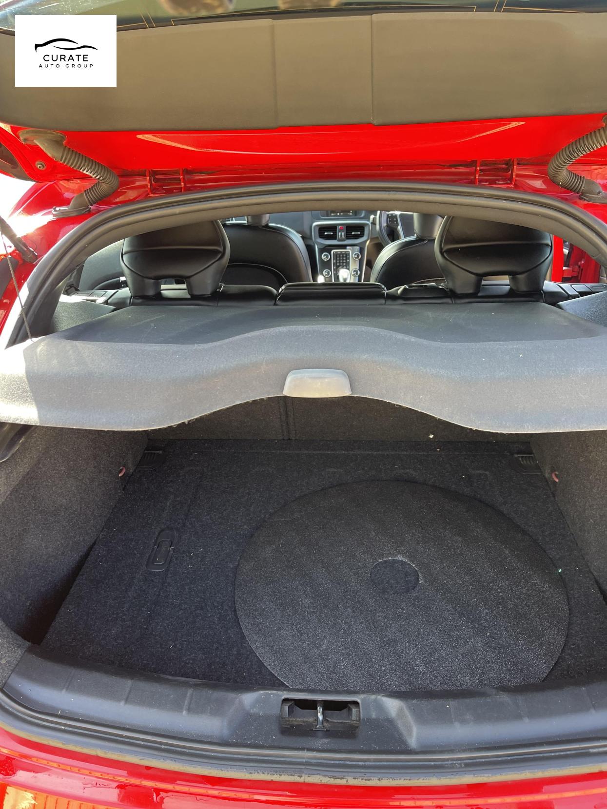 Used Volvo V40 2013 for sale - 78144878: Photo 8