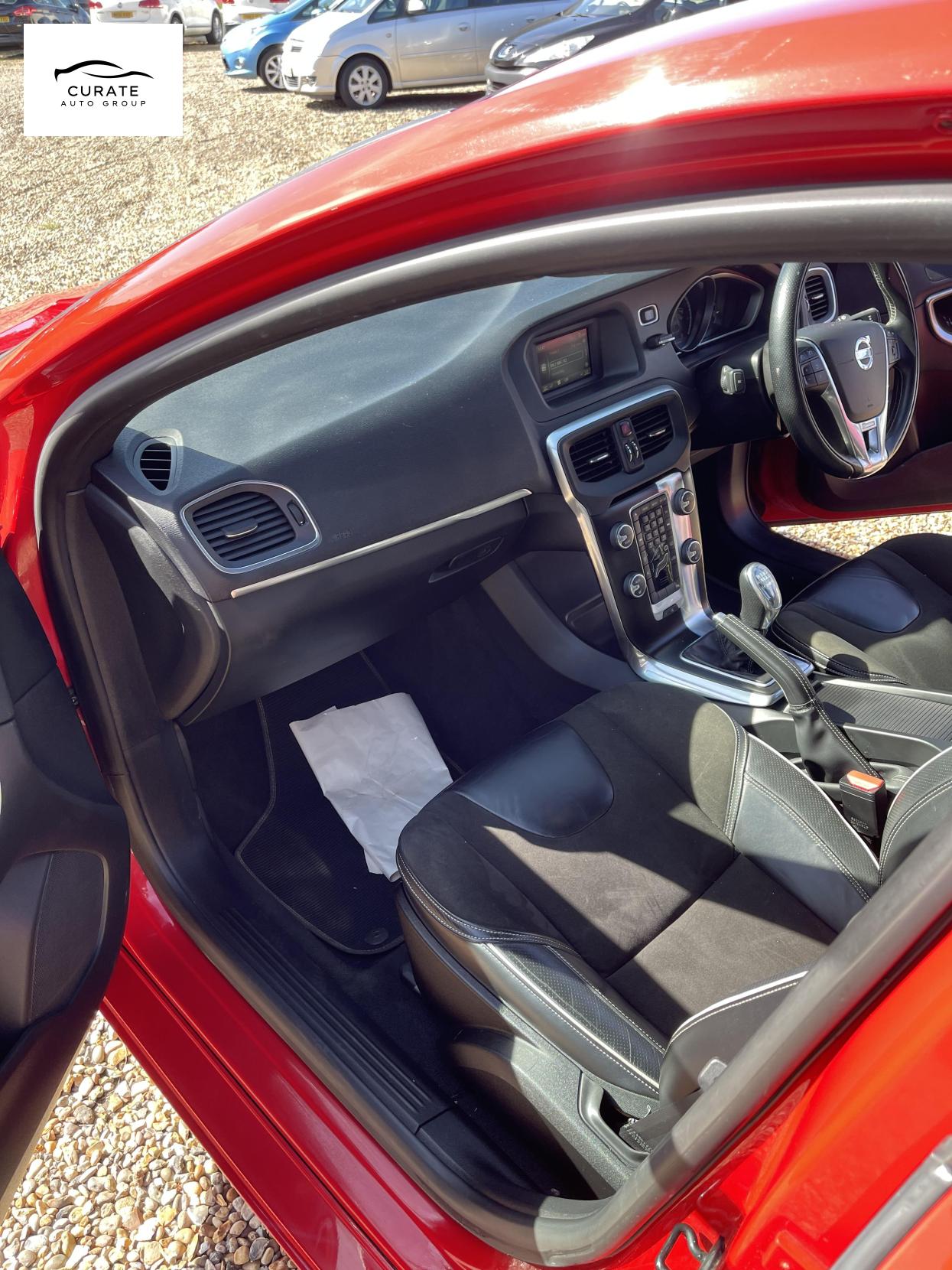 Used Volvo V40 2013 for sale - 78144878: Photo 9