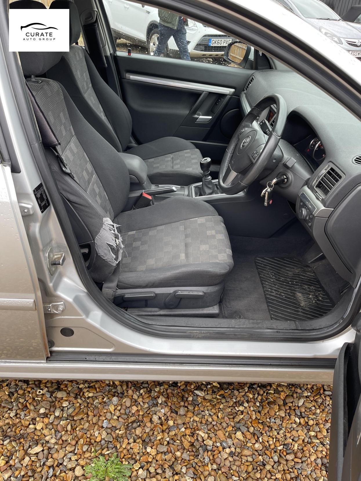 Used Vauxhall Vectra 2008 for sale - 77400190: Photo 5