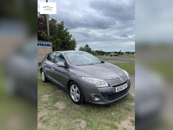 Used Renault Megane 2010 for sale - 79775828: Photo