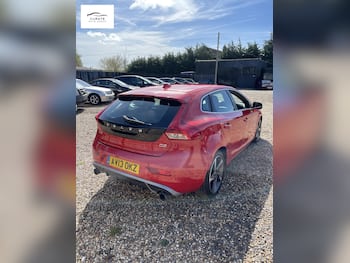 Used Volvo V40 2013 for sale - 79775862: Photo