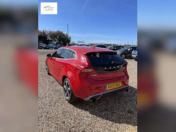 Used Volvo V40 2013 for sale - 78474419: Photo