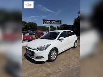 Used Hyundai i20 2017 for sale - 79208756: Photo