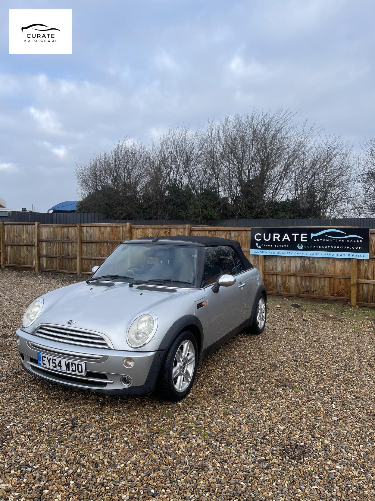 Used MINI Convertible 2004 for sale - 77371075: Photo 3