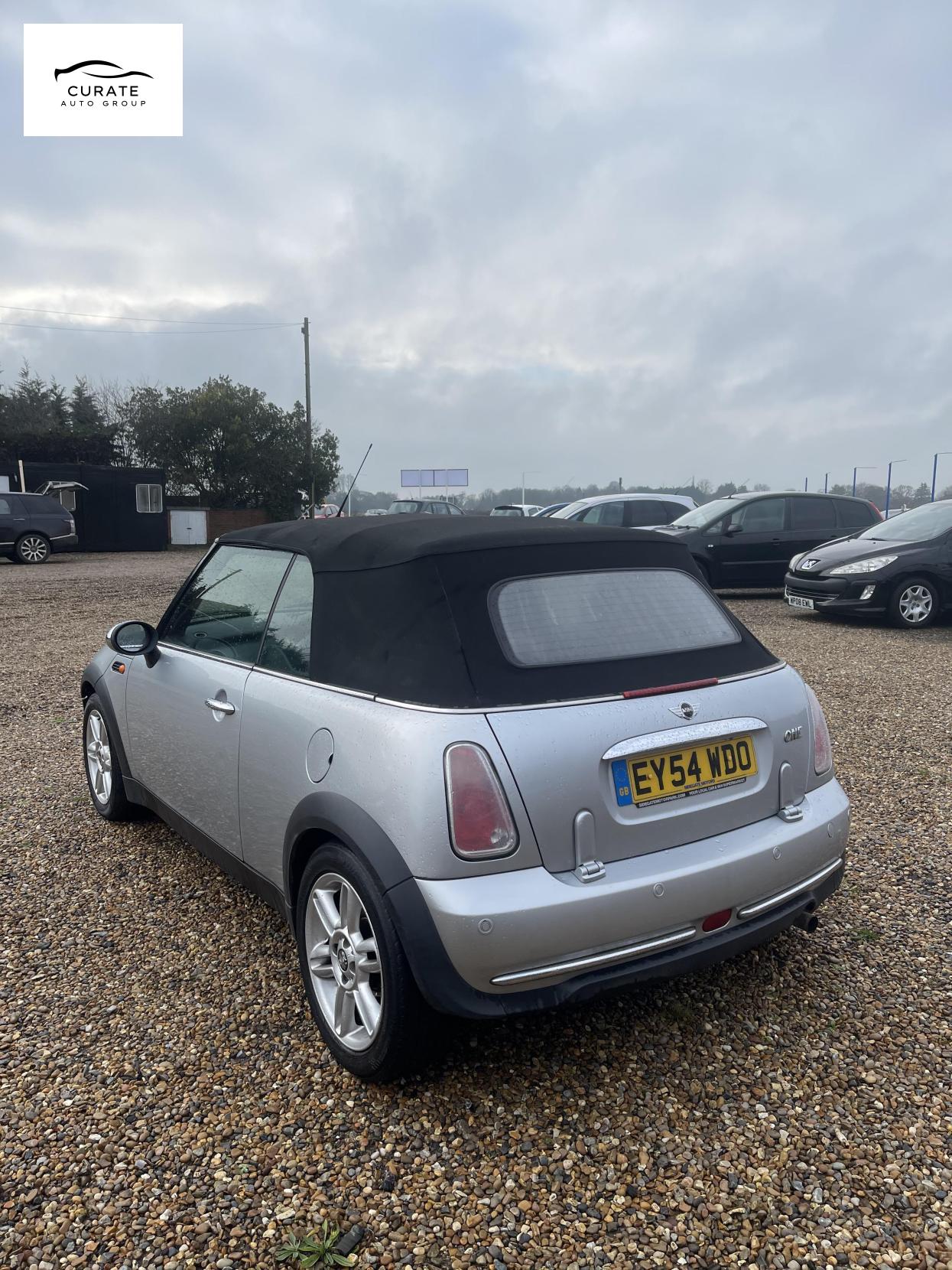 Used MINI Convertible 2004 for sale - 77371075: Photo 5