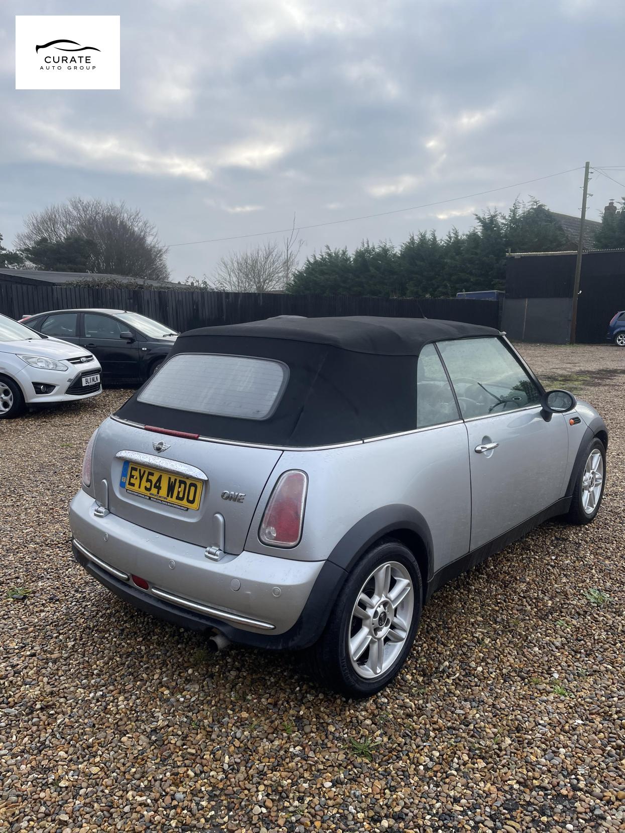 Used MINI Convertible 2004 for sale - 77371075: Photo 7