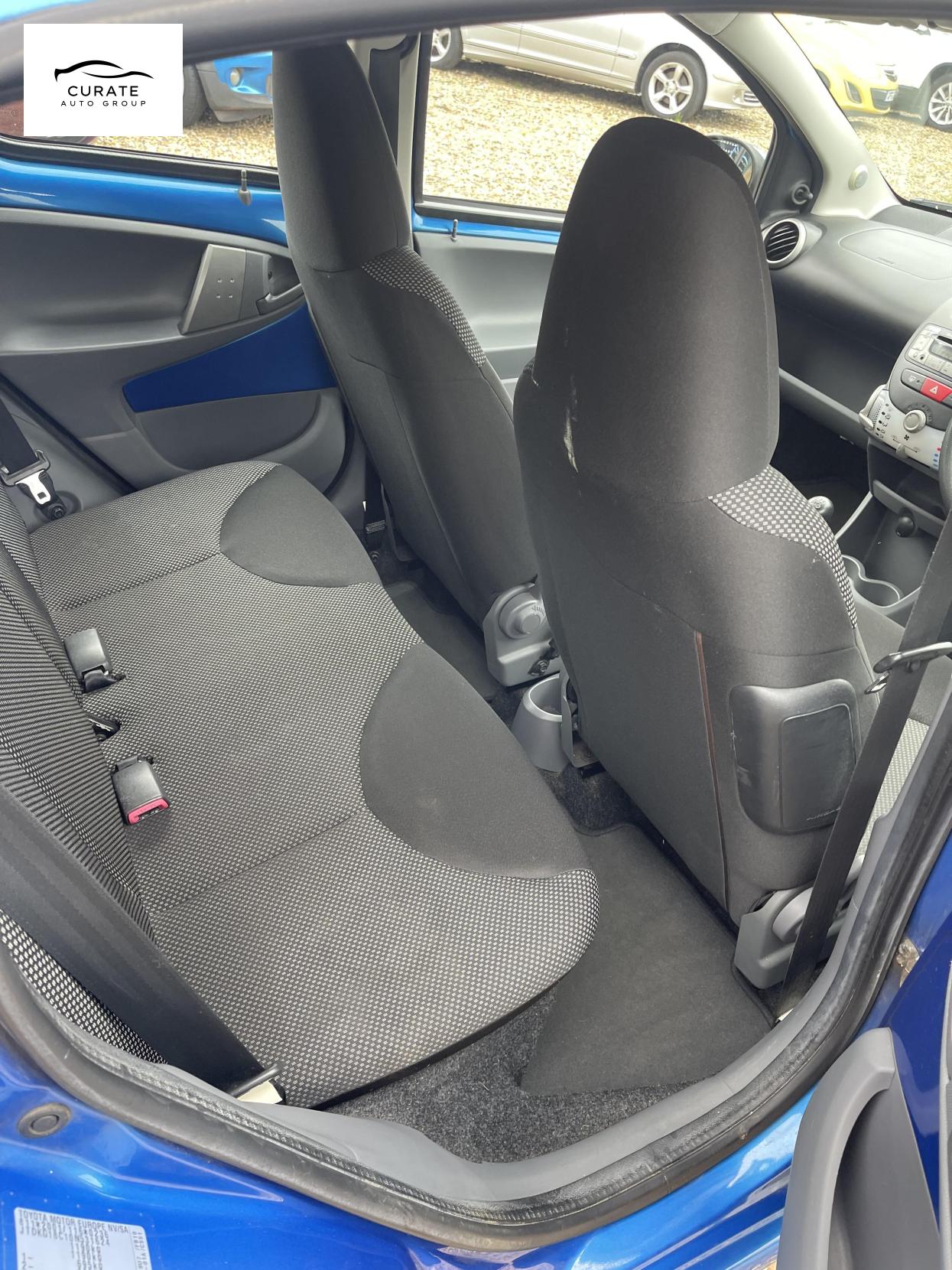 Used Toyota AYGO 2011 for sale - 77918175: Photo 6