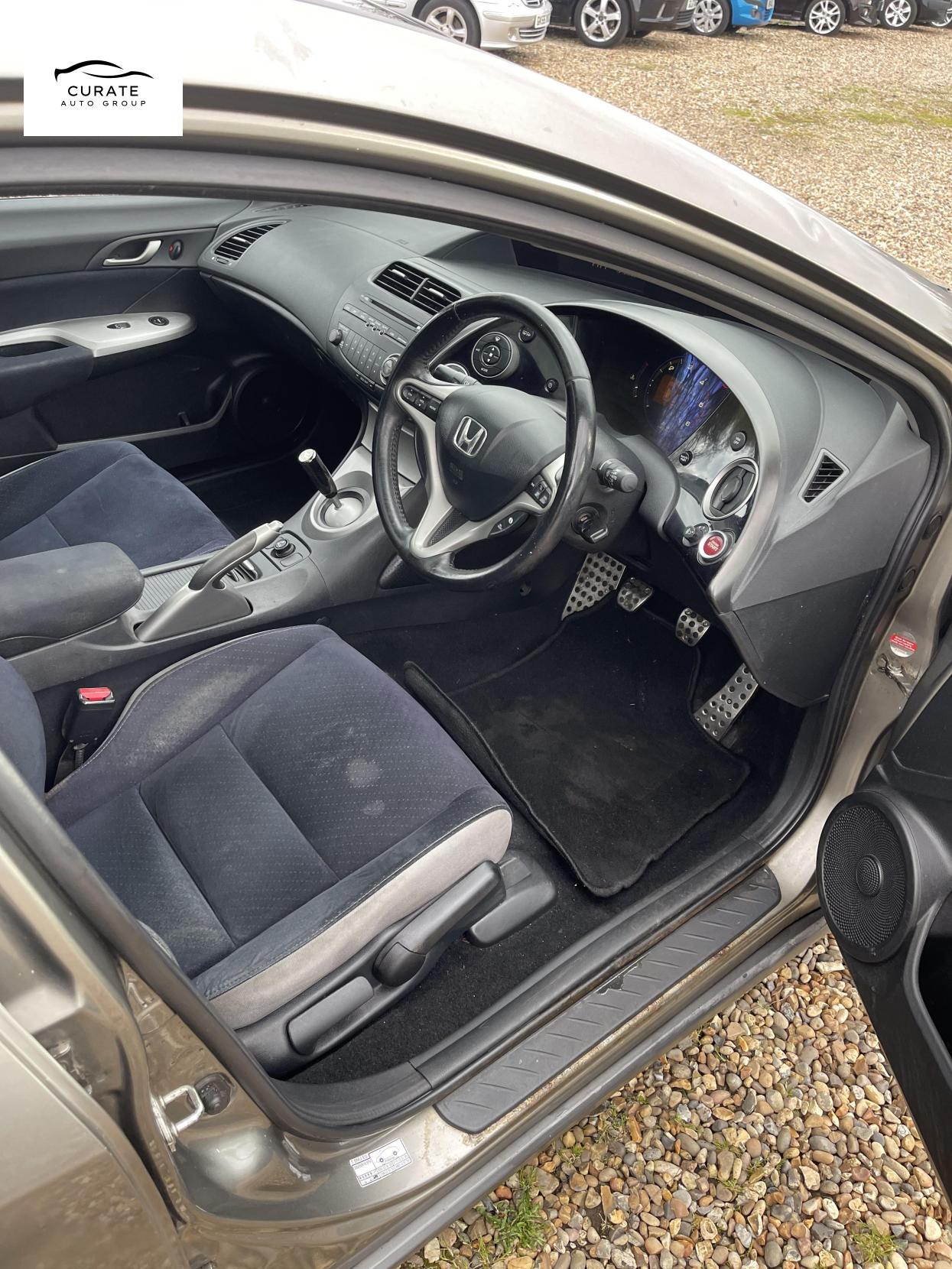 Used Honda Civic 2006 for sale - 78067639: Photo 5